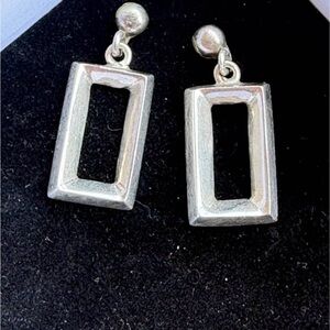 Vintage Taxco Mexico 980 sterling silver Square shaped earrings nice